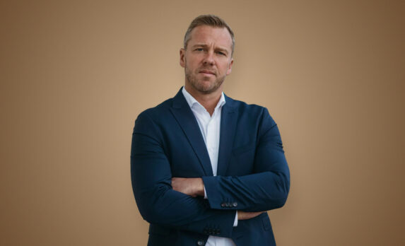Christian Albrecht1